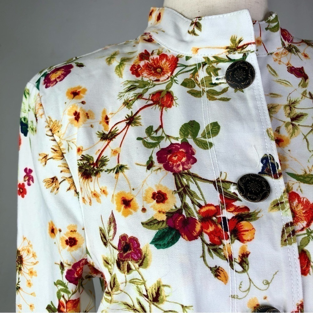 NWT Disney Colleen Atwood Alice through the Looking Glass floral jacket S - Picture 2 of 12